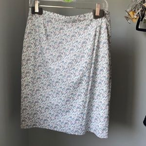 Caslon creme paisley print straight skirt